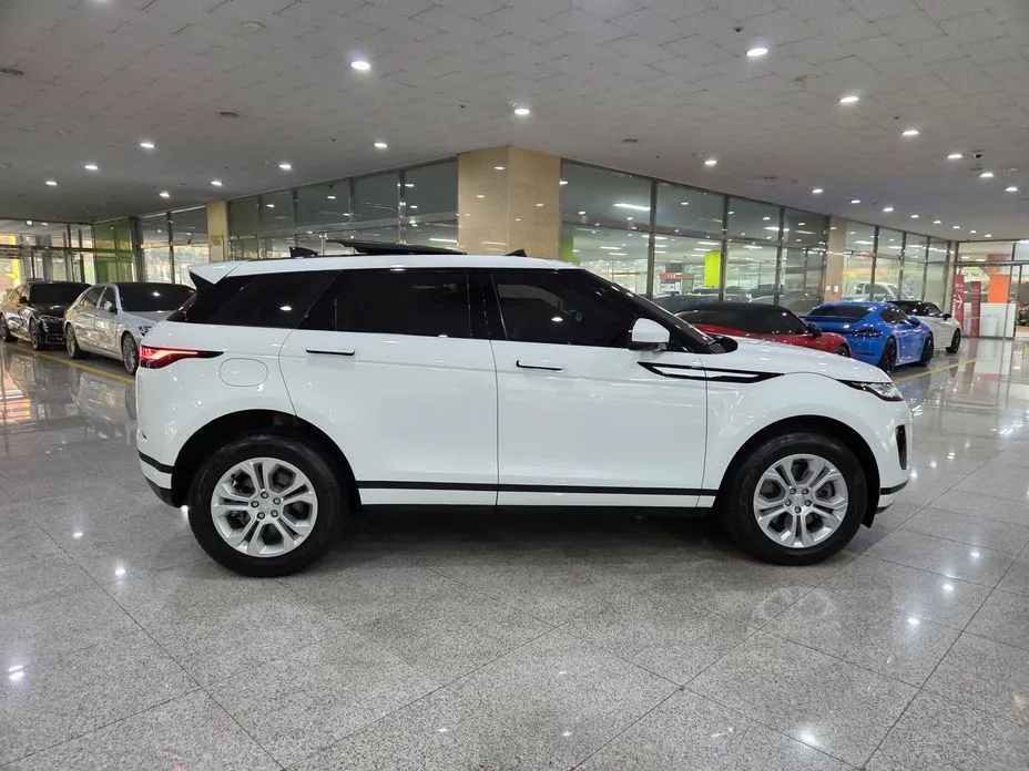 Land Rover Range Rover Evoque — фото 8
