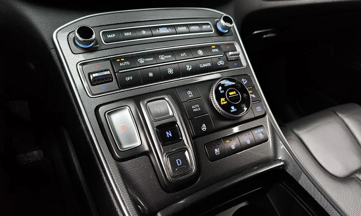 Hyundai Santafe — фото 5