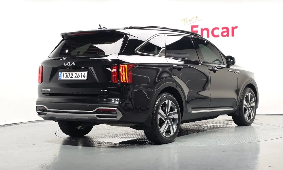 Kia Sorento — фото 6