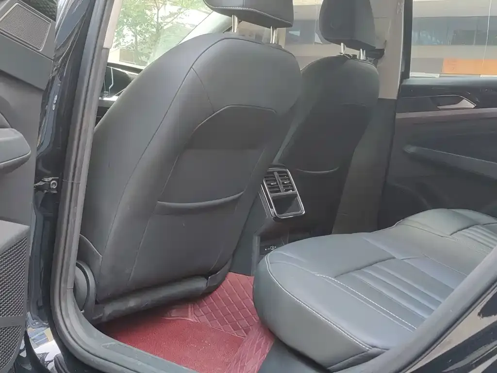 Volkswagen Passat — фото 2