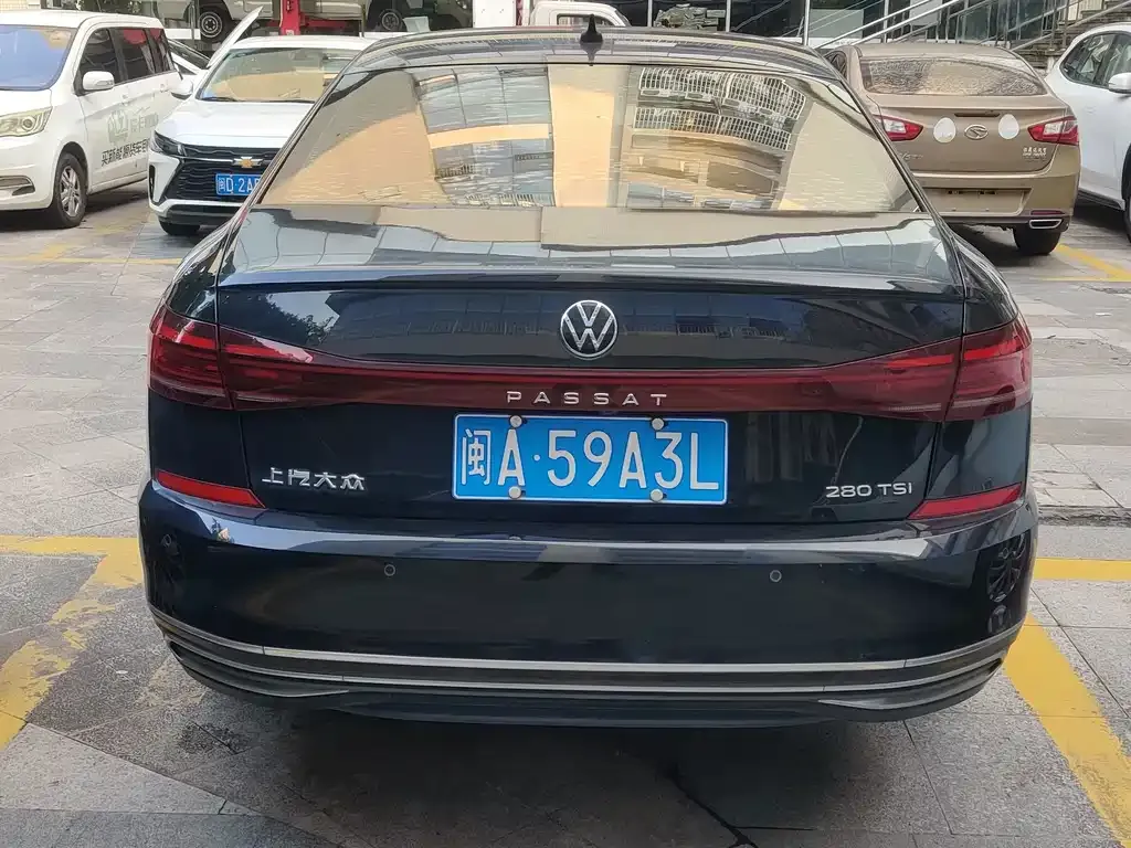 Volkswagen Passat — фото 3