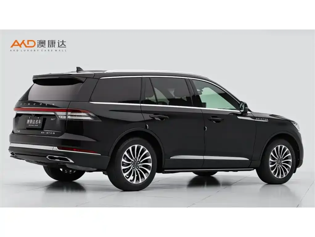 Lincoln Aviator — фото 9