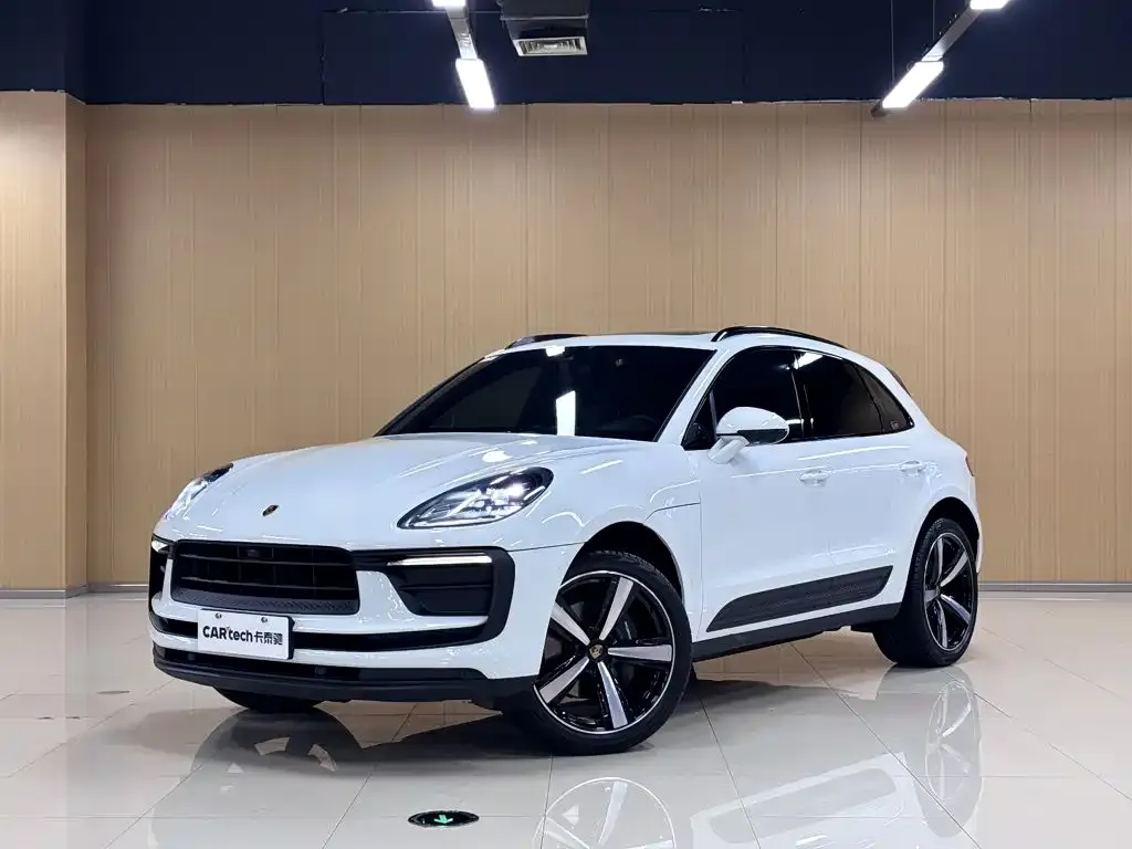 Porsche Macan — фото 1