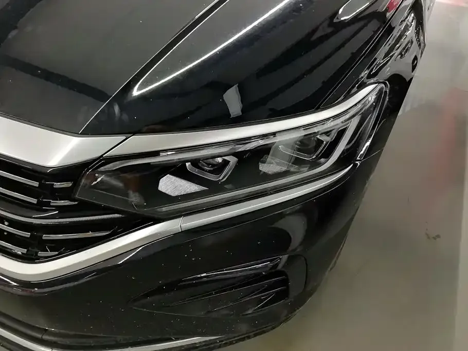 Volkswagen Passat — фото 9