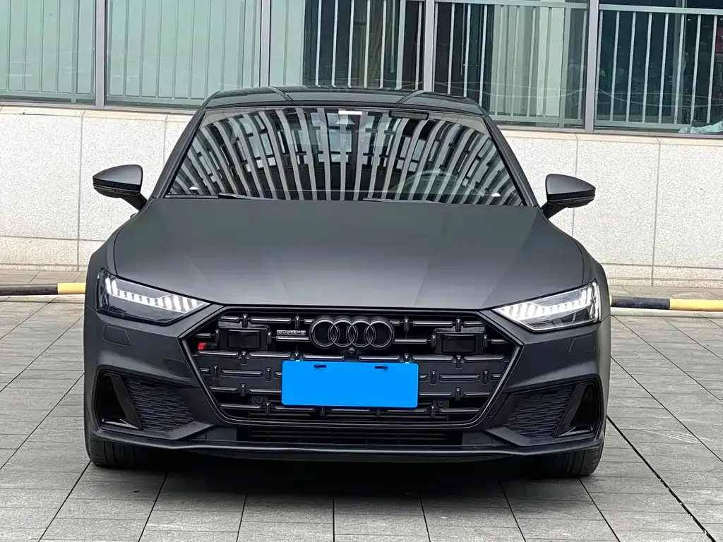 Audi A7L — фото 8