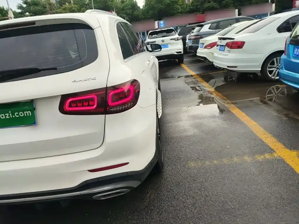 Mercedes-Benz GLC — фото 6