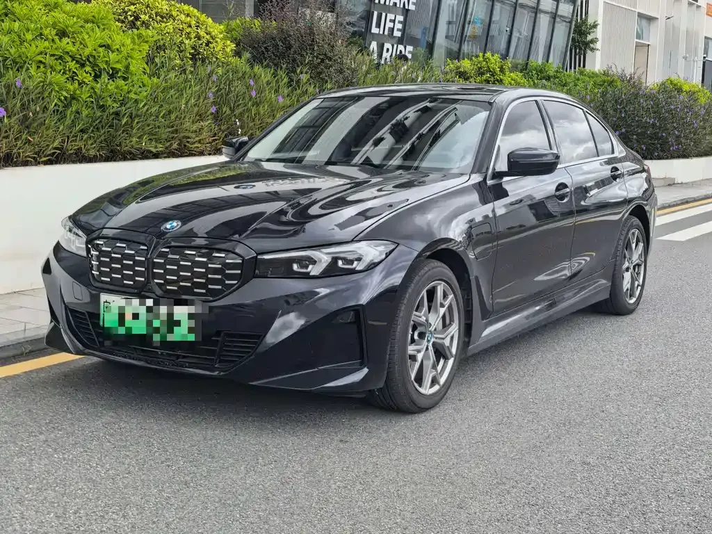 BMW i3 — фото 1
