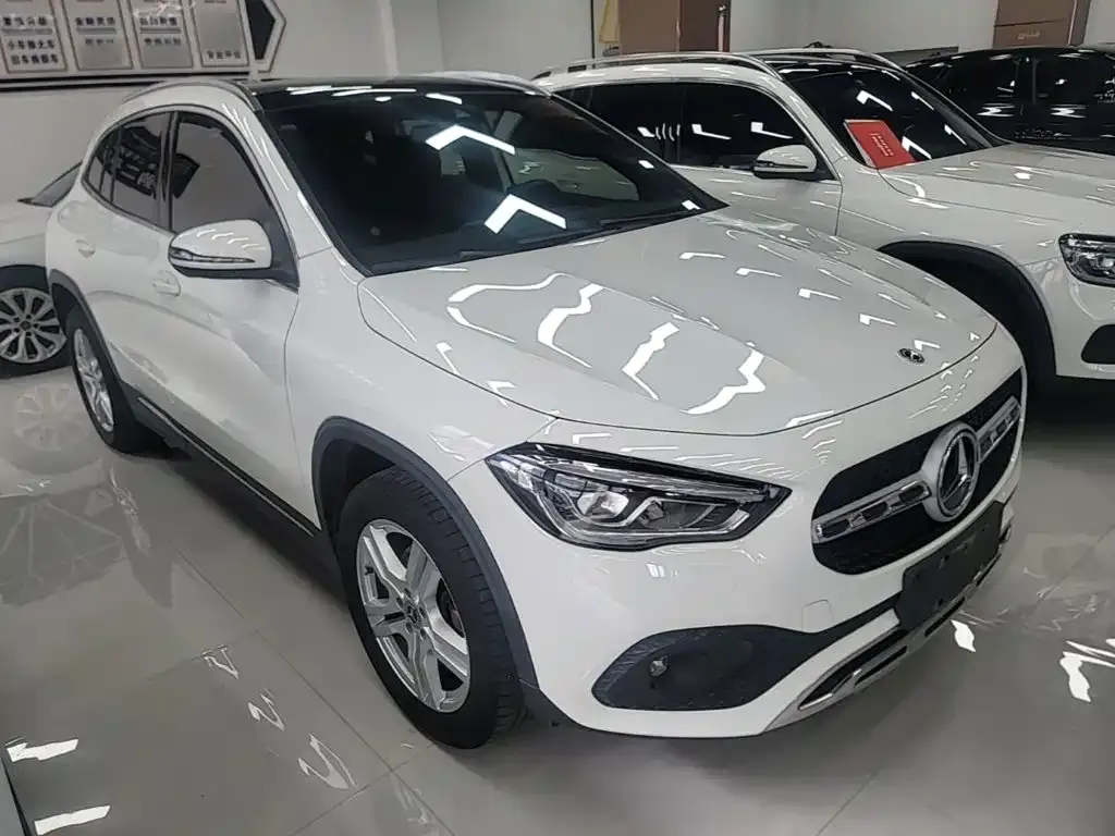 Mercedes-Benz GLA — фото 7