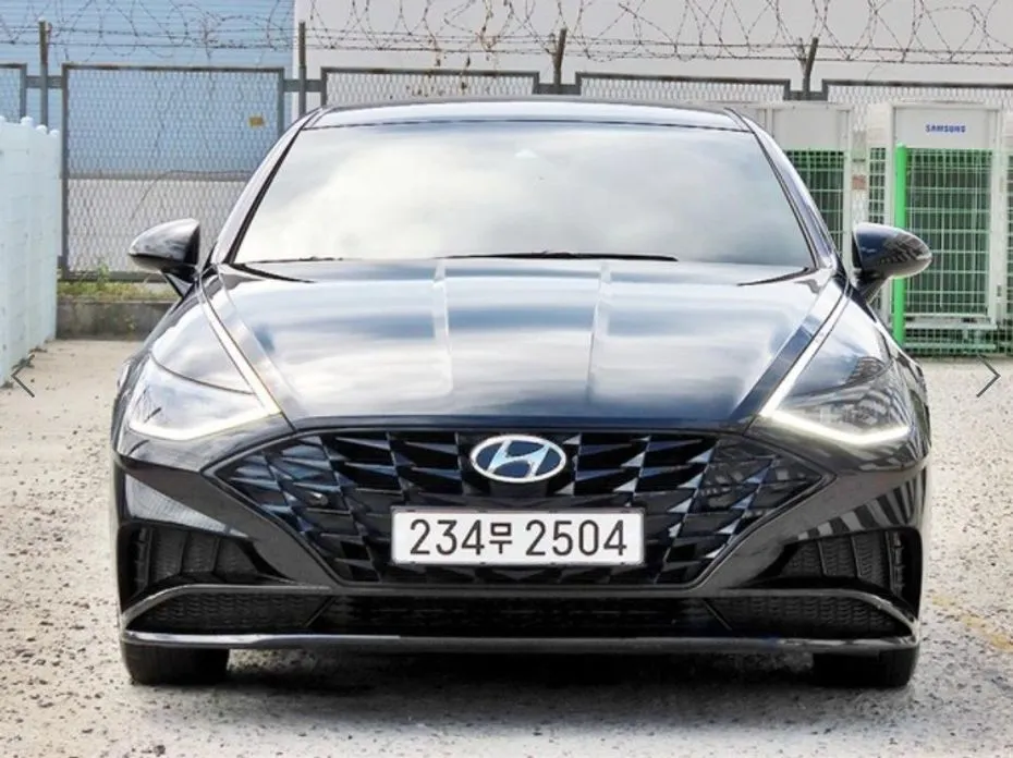 Hyundai Sonata — фото 1