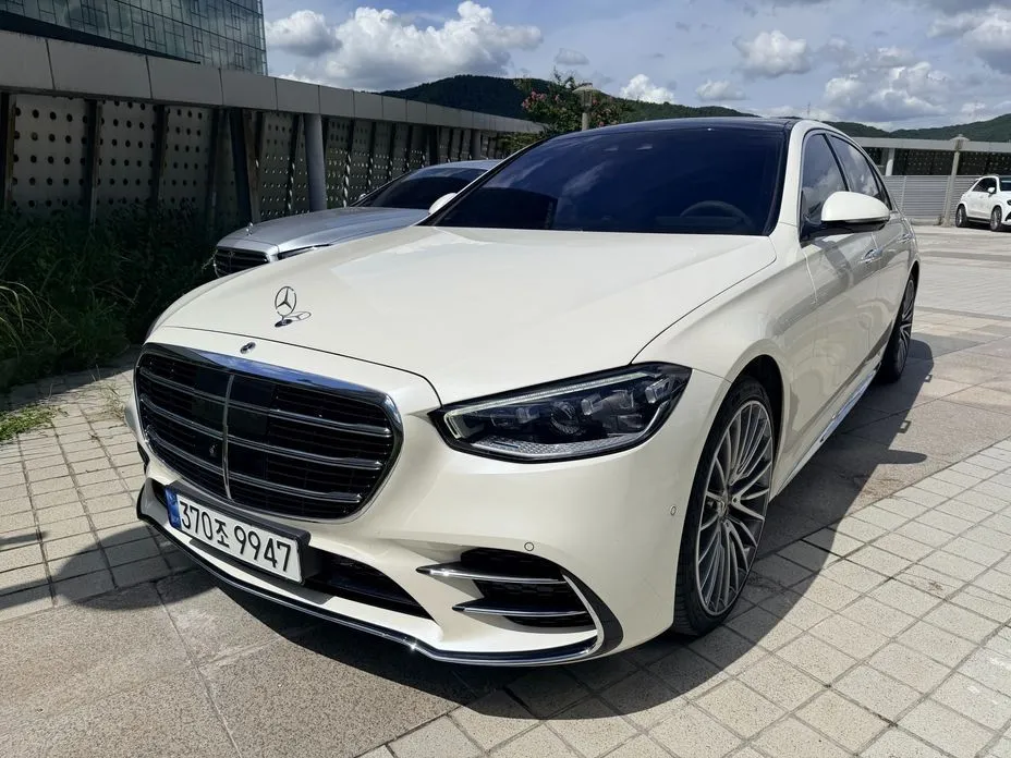 Mercedes-Benz S-Class — фото 1
