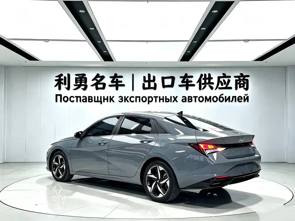 Hyundai Elantra — фото 2