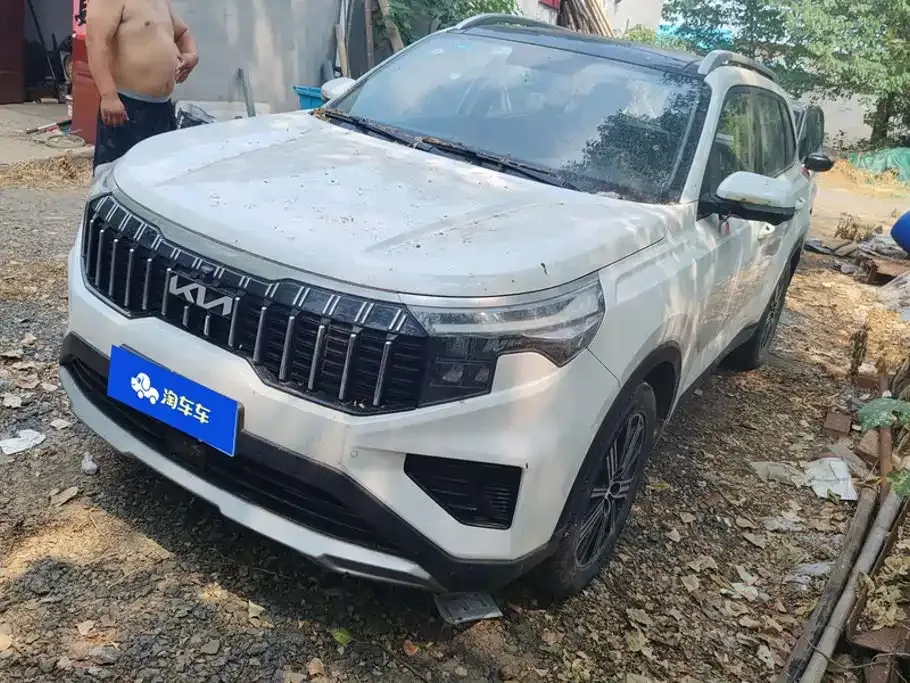 Kia Sportage — фото 1