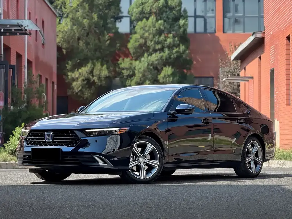 Honda Accord New Energy — фото 1