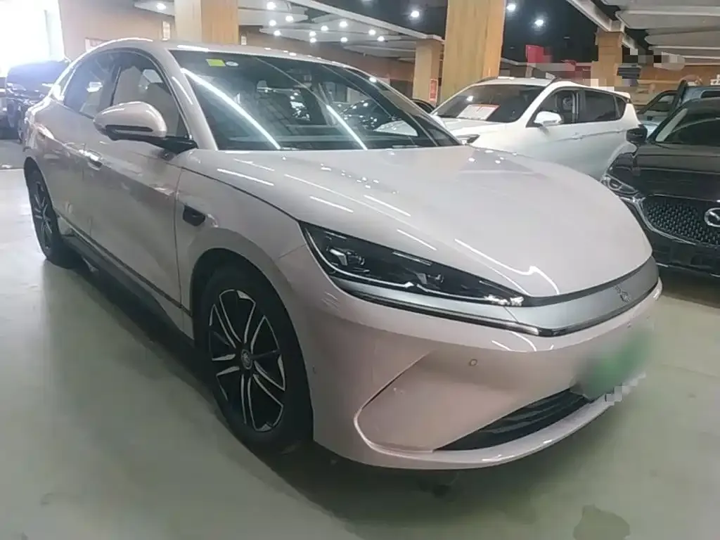 BYD Qin L — фото 3