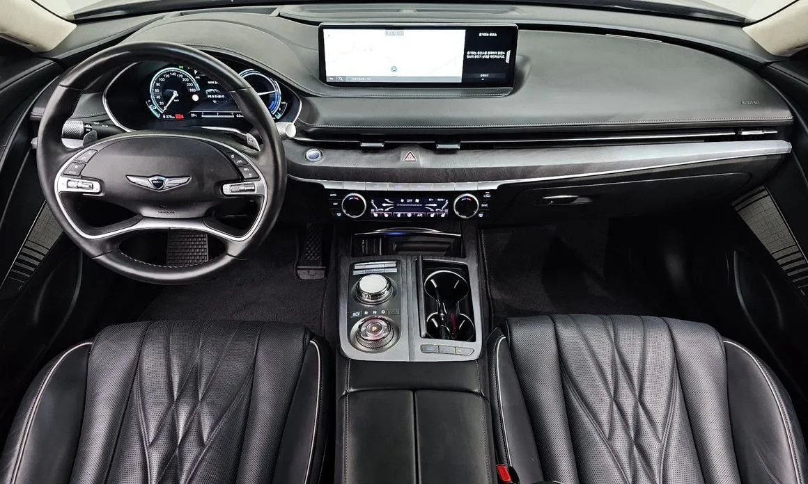 Genesis G80 — фото 9