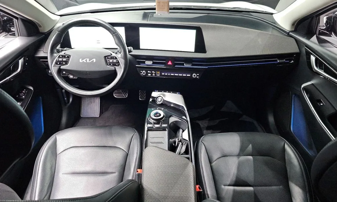 Kia EV6 — фото 10