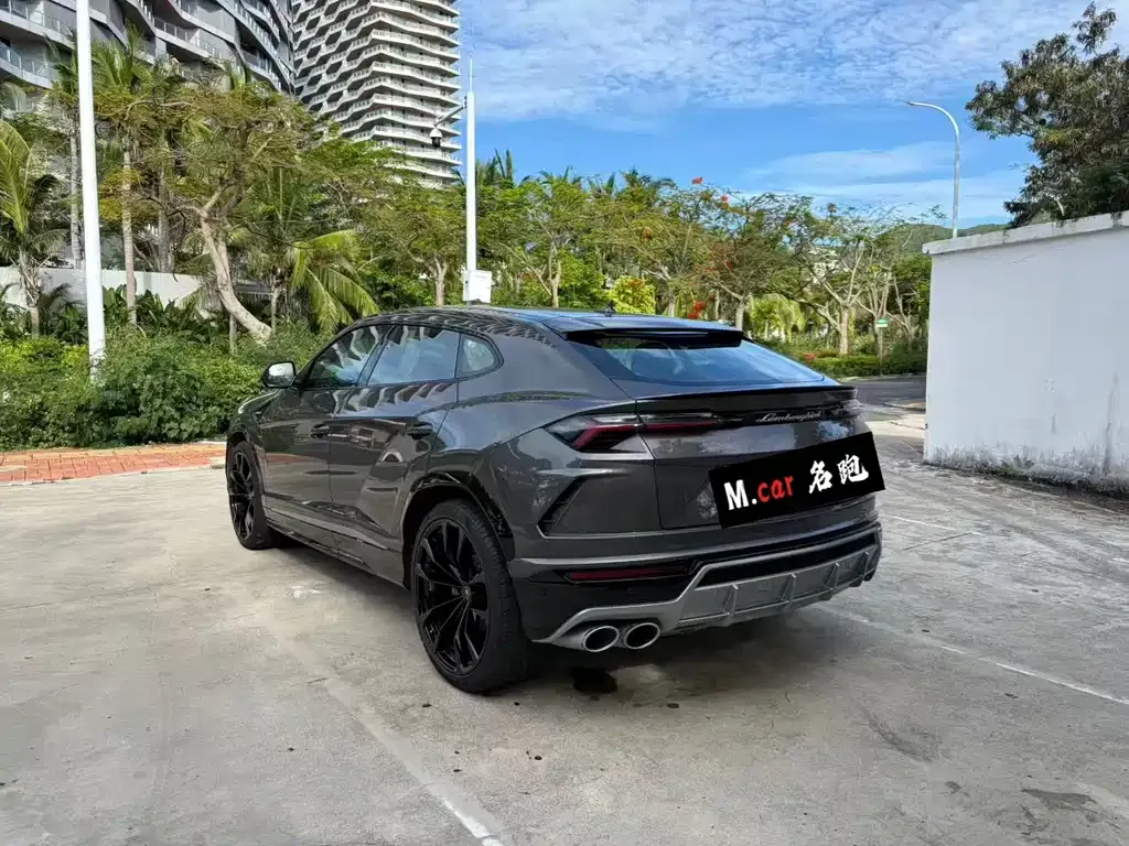 Lamborghini Urus — фото 6