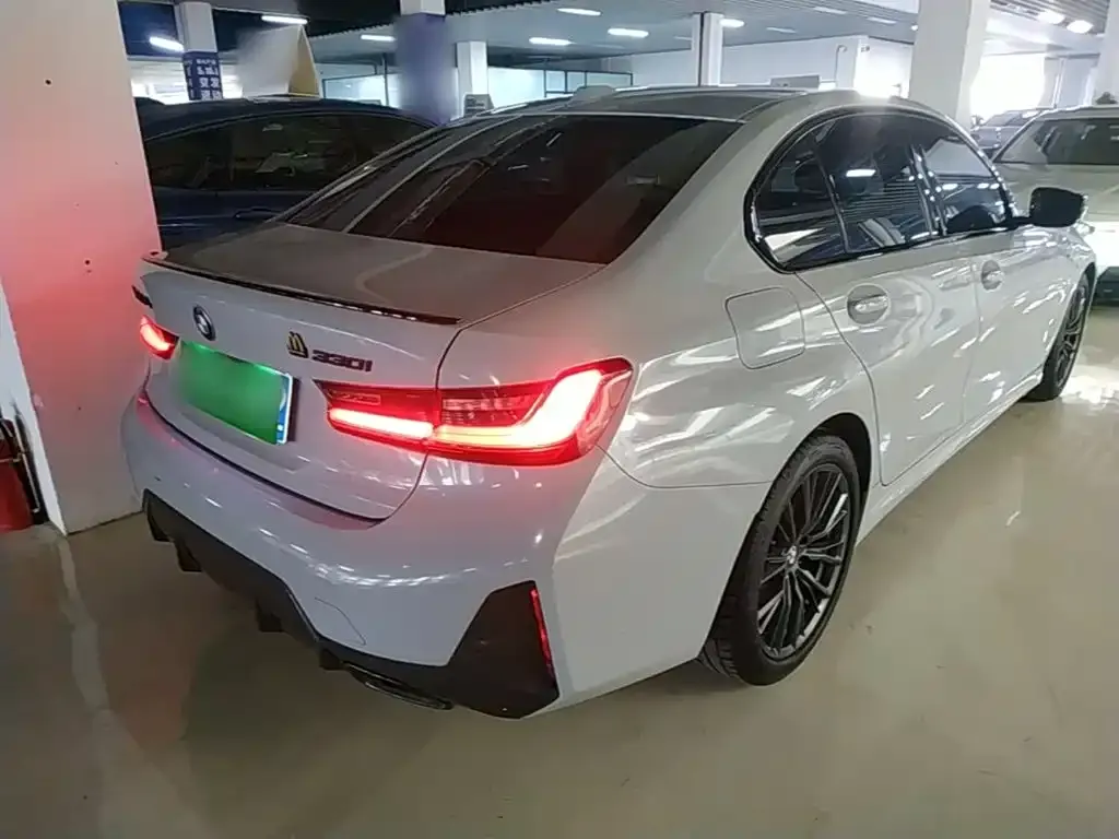 BMW 3 Series — фото 10
