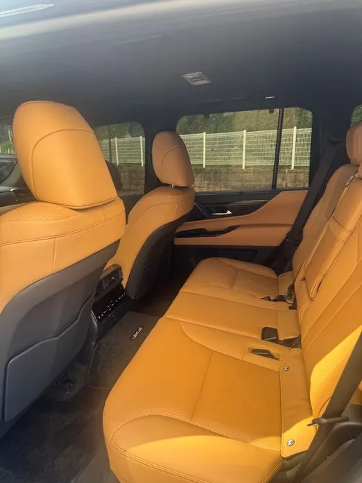 Lexus LX — фото 3