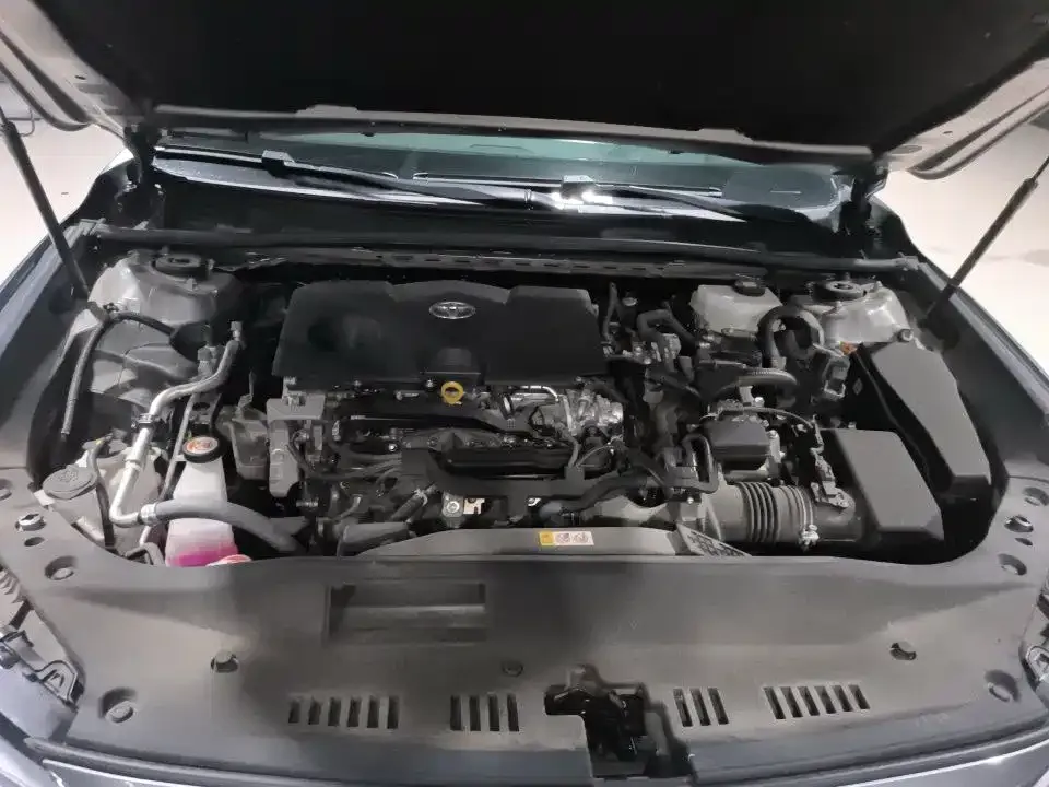 Toyota Avalon — фото 10