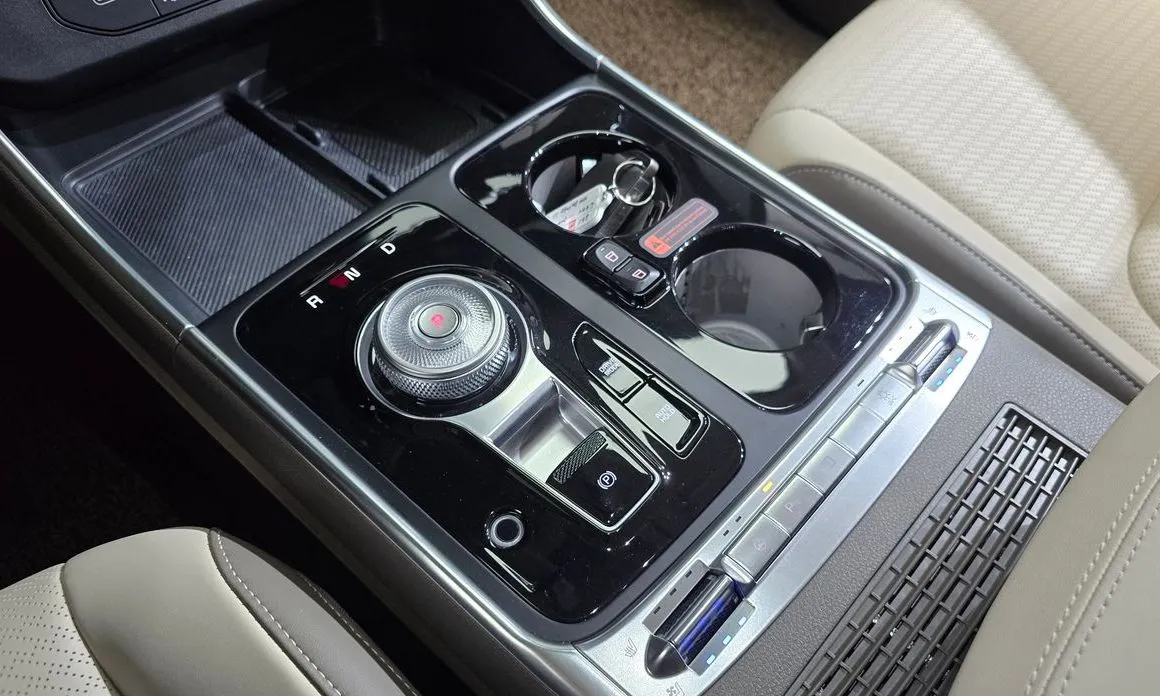 Kia Carnival — фото 9