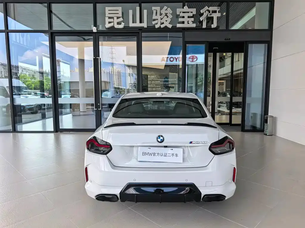 BMW M240i — фото 7