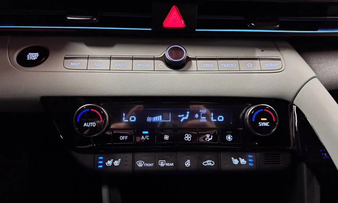 Hyundai AVANTE — фото 4