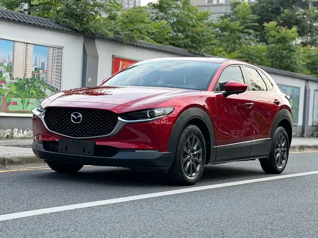 Mazda CX-30 — фото 1