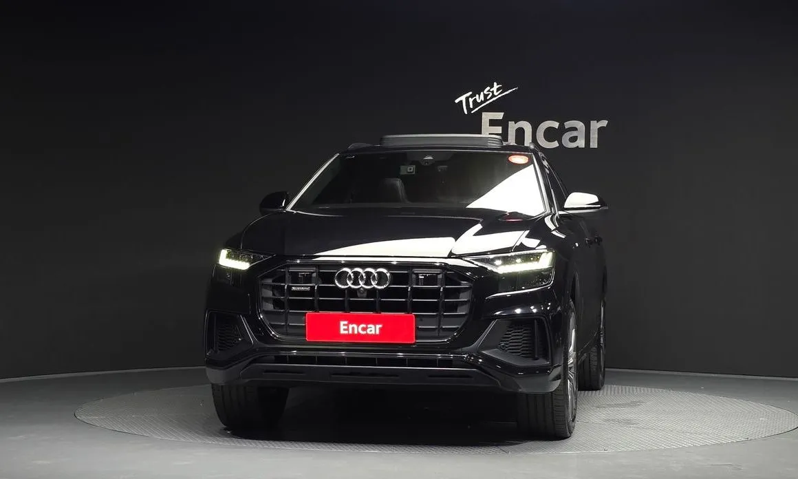 Audi Q8 — фото 2