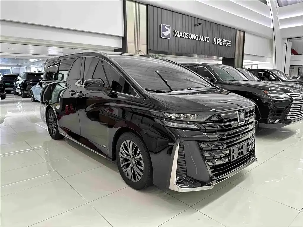 Toyota Vellfire — фото 9