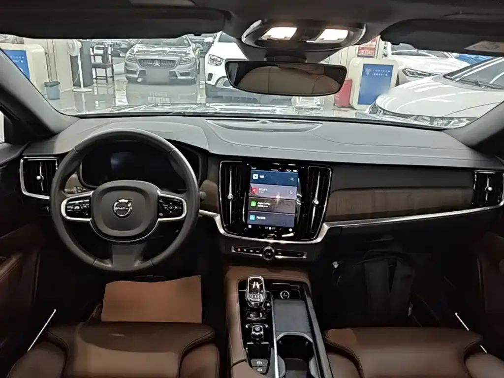 Volvo S90 — фото 10