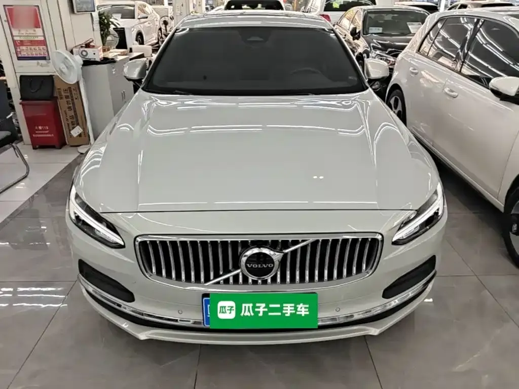 Volvo S90 — фото 7