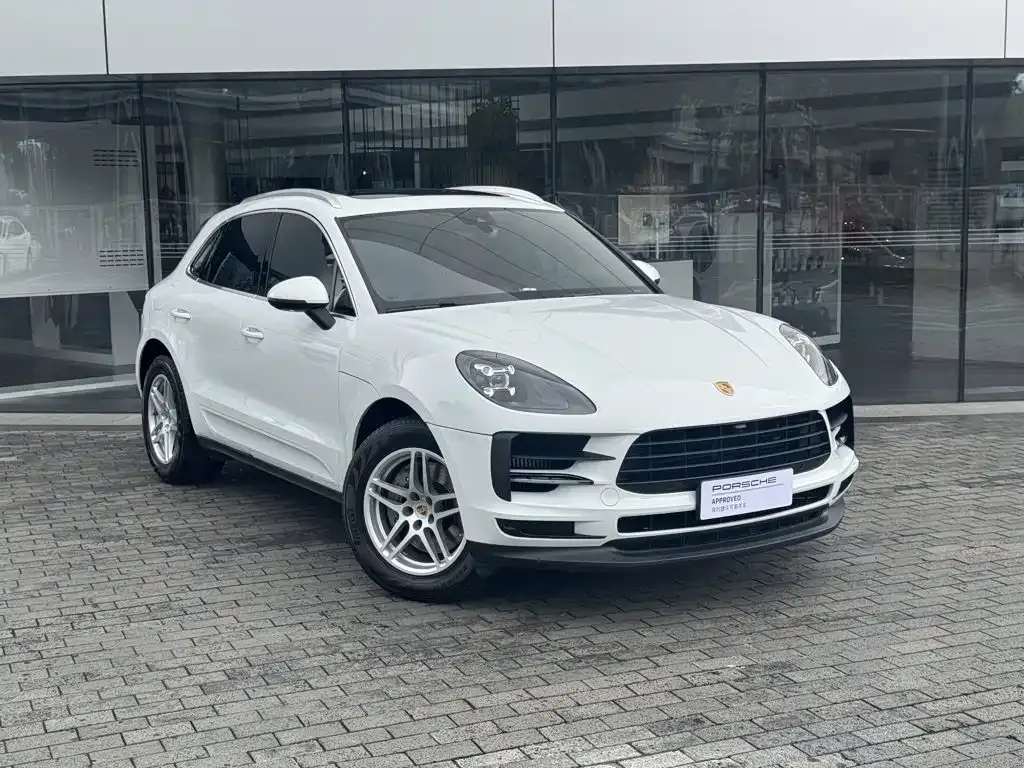Porsche Macan — фото 10