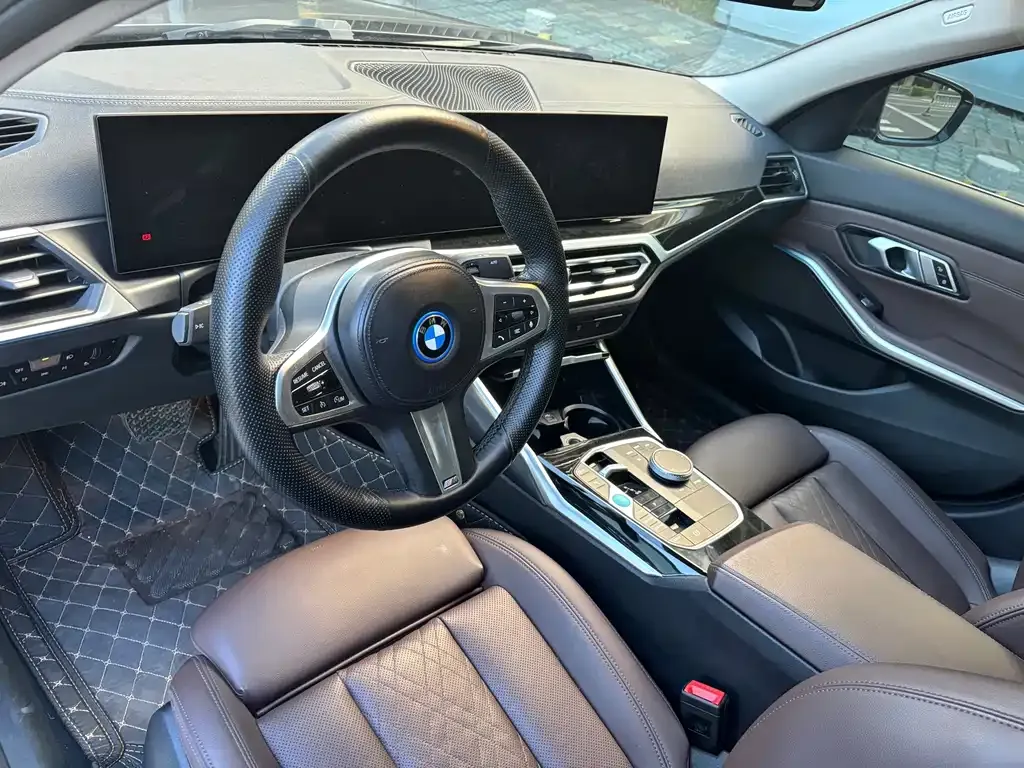 BMW i3 — фото 5