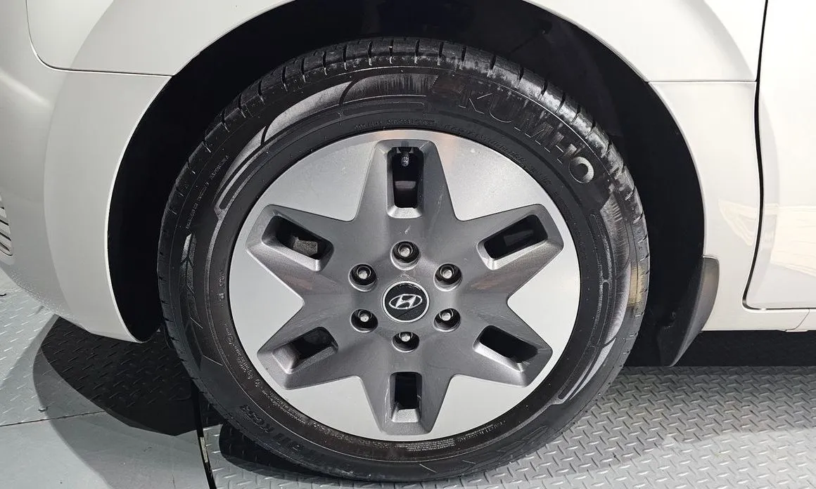 Hyundai Staria — фото 7