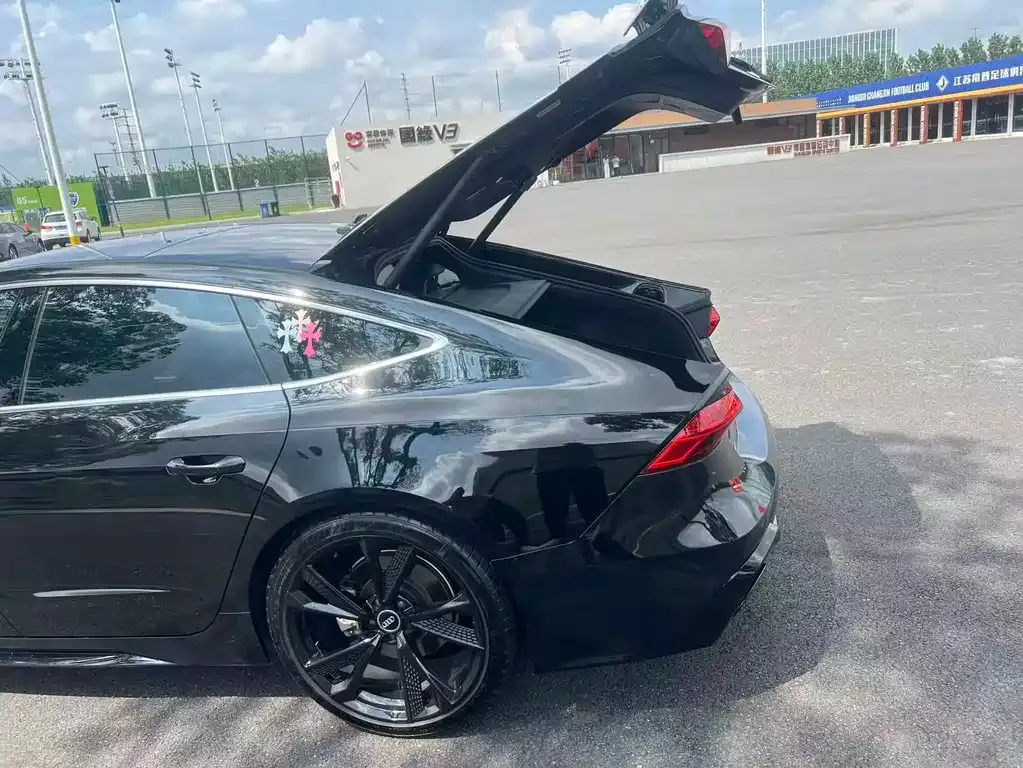 Audi A7 — фото 7