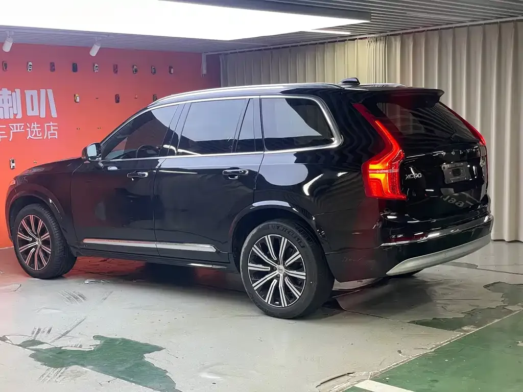 Volvo XC90 — фото 3