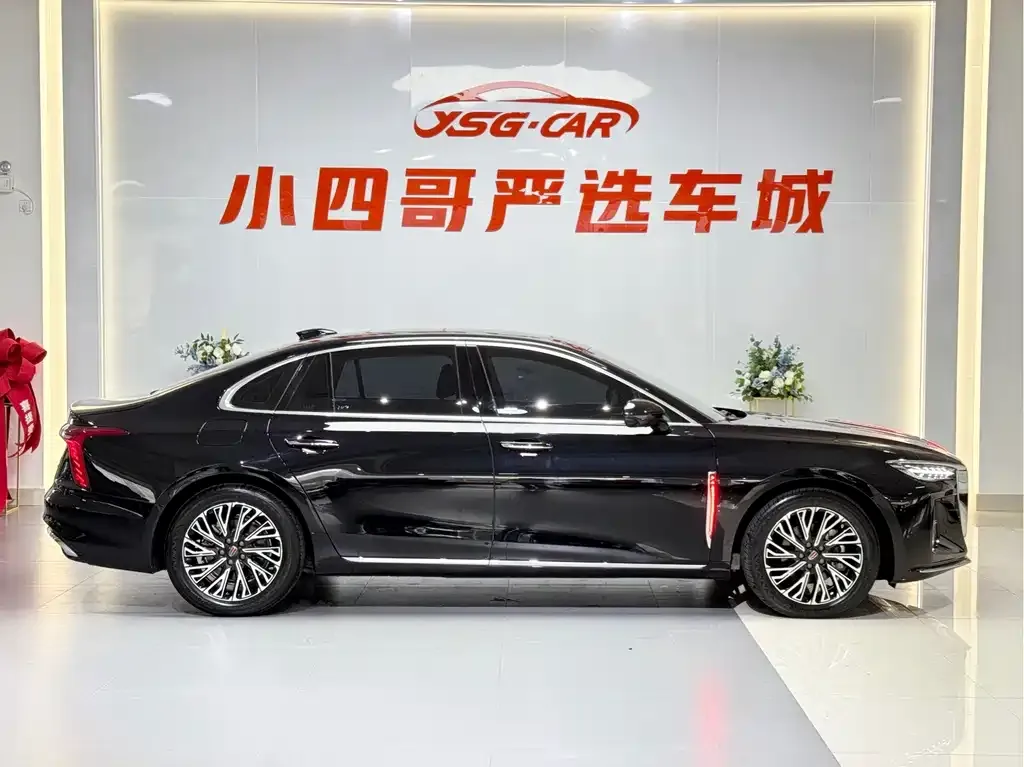 Hongqi H5 — фото 8