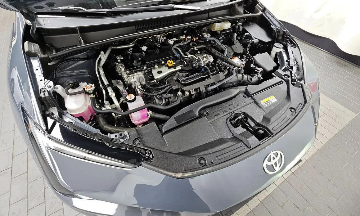 Toyota Prius — фото 9