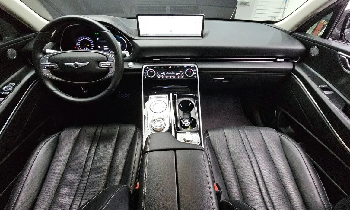 Genesis GV80 — фото 10