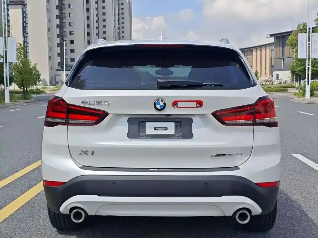BMW X1 — фото 2