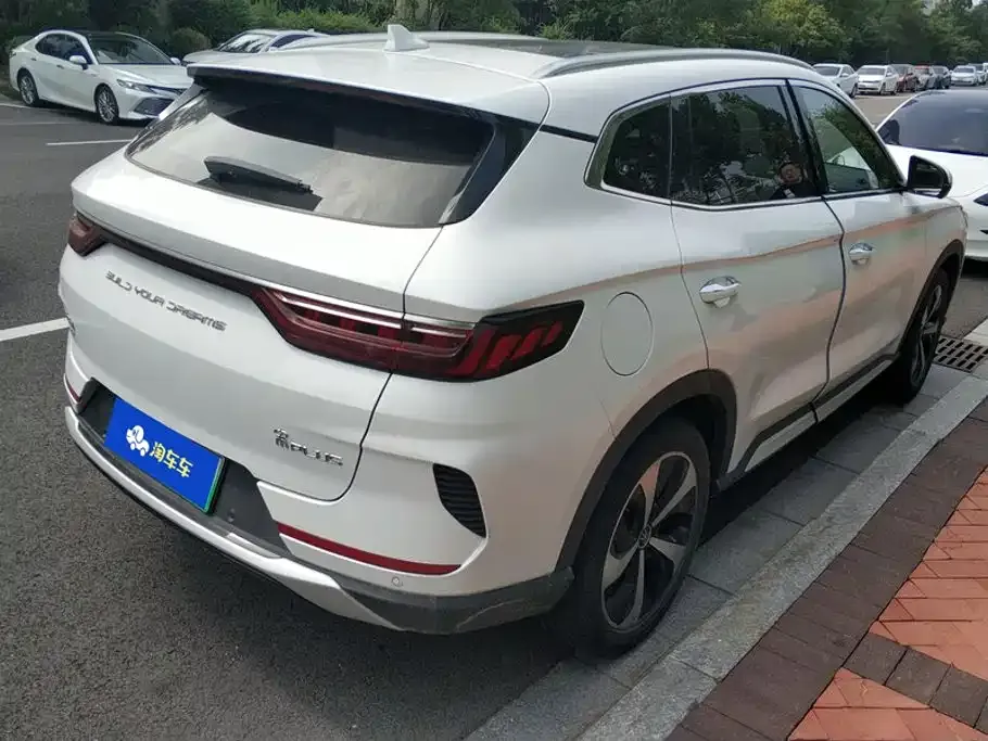 BYD PLUS New Energy — фото 3