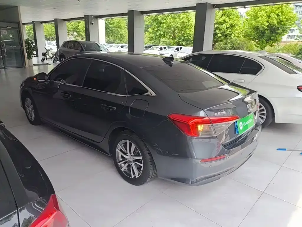 Honda Civic — фото 7