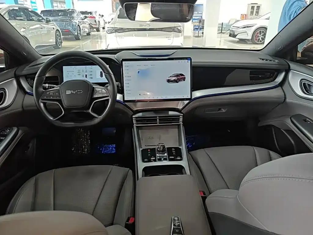 BYD Seal 07 DM-i — фото 6