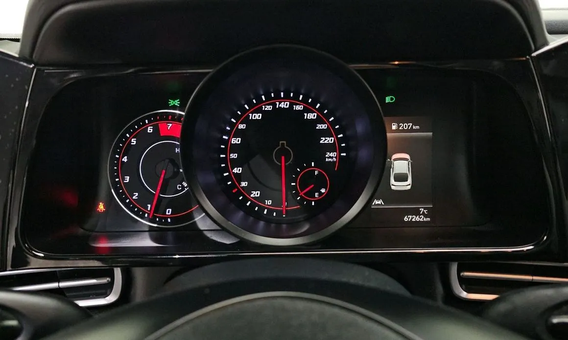 Hyundai AVANTE — фото 2