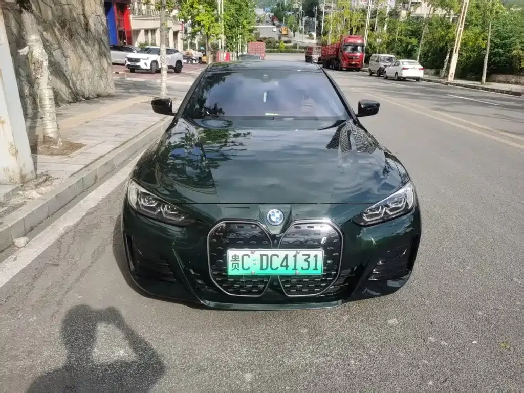 BMW i4 — фото 2
