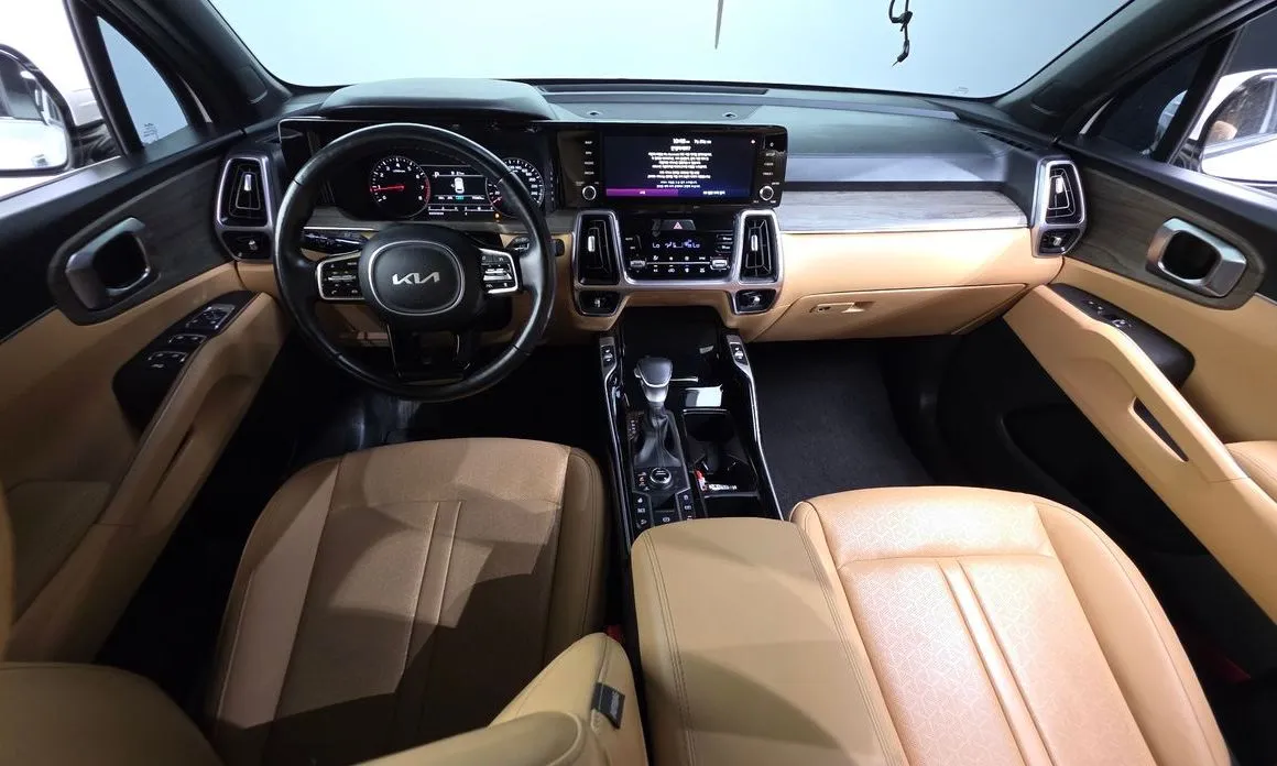 Kia Sorento — фото 9