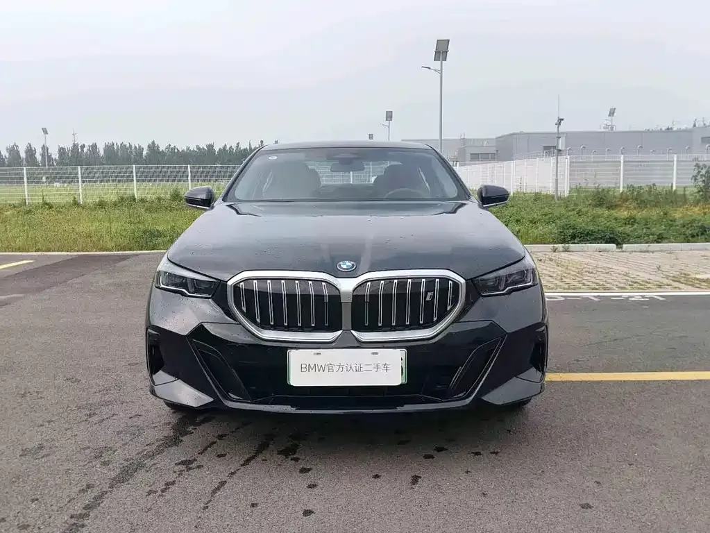 BMW i5 — фото 4