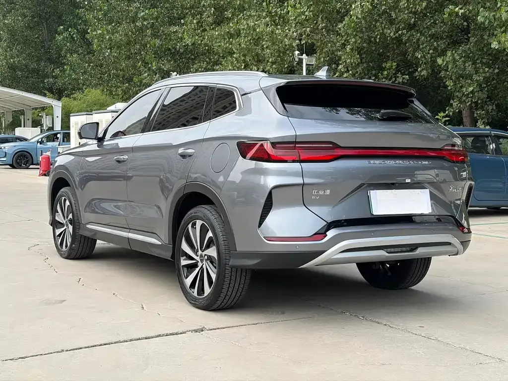 BYD PLUS New Energy — фото 10