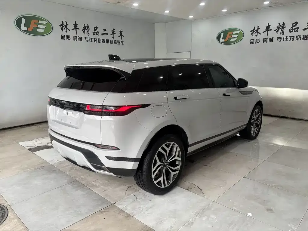 Land Rover Evoque — фото 7